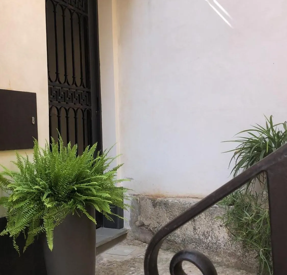 Al Cortile Del Seminario Apartment Cefalu Italy